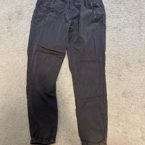 7 for all mankind joggers - Picture 1 of 5